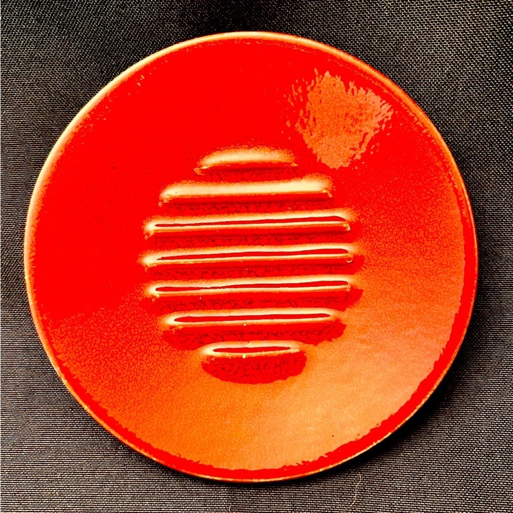 Croft & Barrow Red Soap Dish Bold Glossy Cottagecore Metropolitan Bright Gift